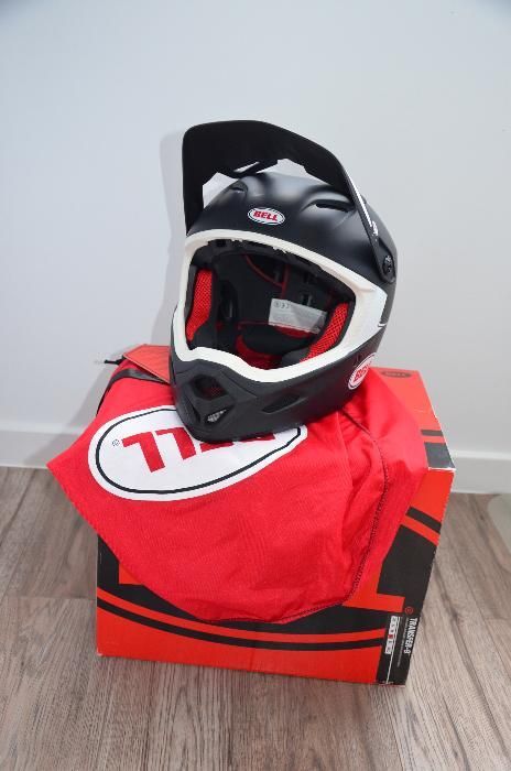 NOU! Casca ciclism enduro full face BELL Transfer 9