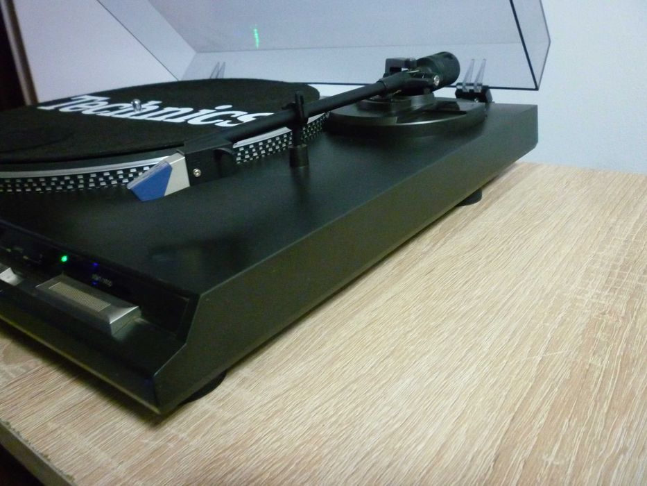 Nou  pick-up  Technics  sl-bd3
