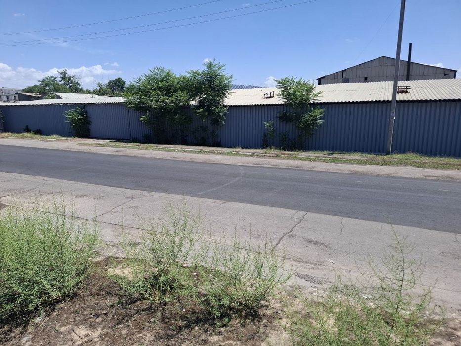 Срочно продается дом в Янги Хает 16 сотков ( идеально для постройки )
