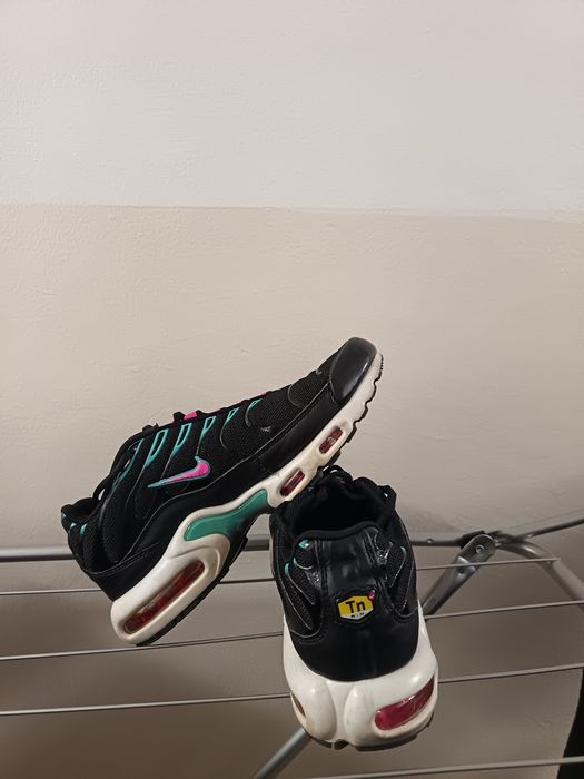 Vând Adidași Nike AIR MAX PLUS TN