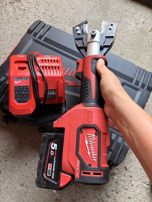 Milwaukee M18 HCC tăietor cabluri