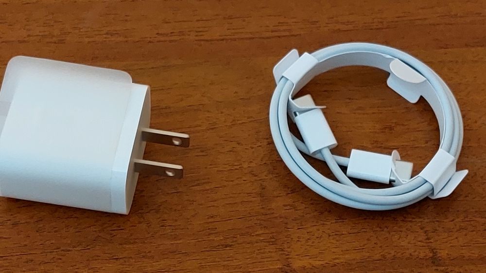 Зарядное устроиство айфон