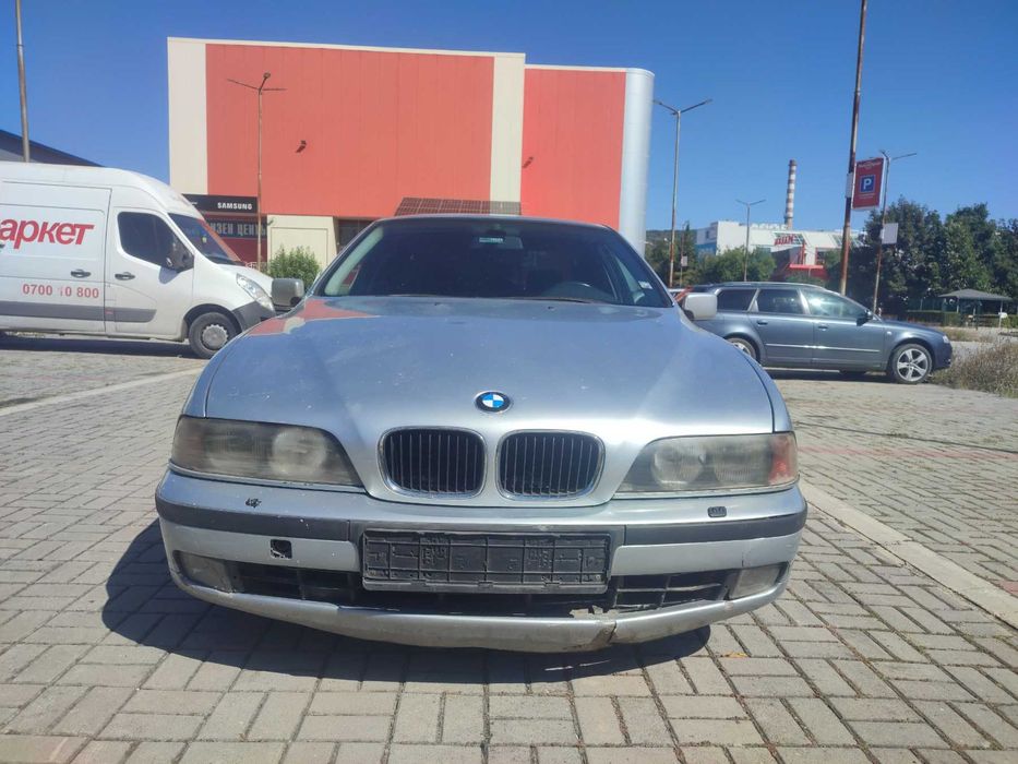 На части: BMW E39 520I M52B20 150кс.