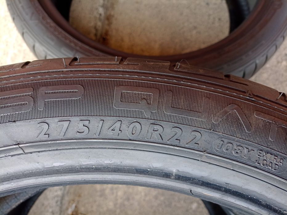 4 anvelope de vara ca noi Dunlop 275/40 R22 dot 0819