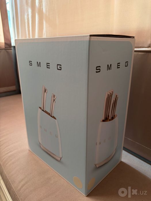 Набор ножей Smeg оригинал новый