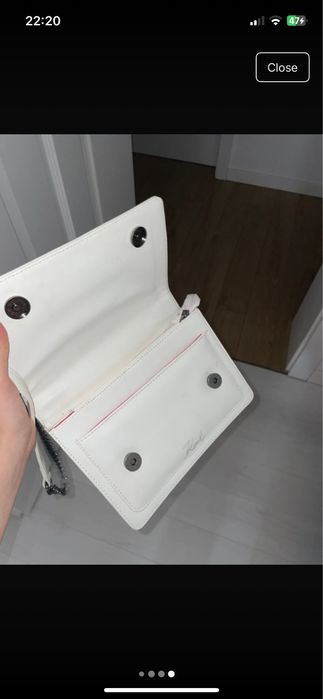 poseta karl lagerfeld