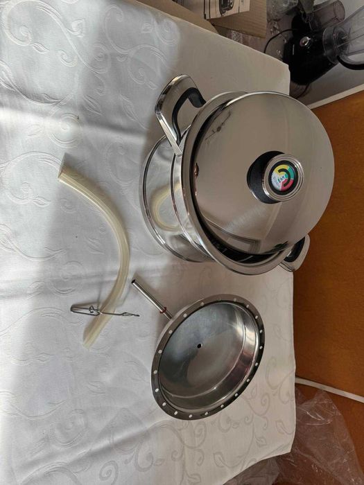 Sistem complet storcator cu aburi pentru sucuri Zepter, 5,5 litri