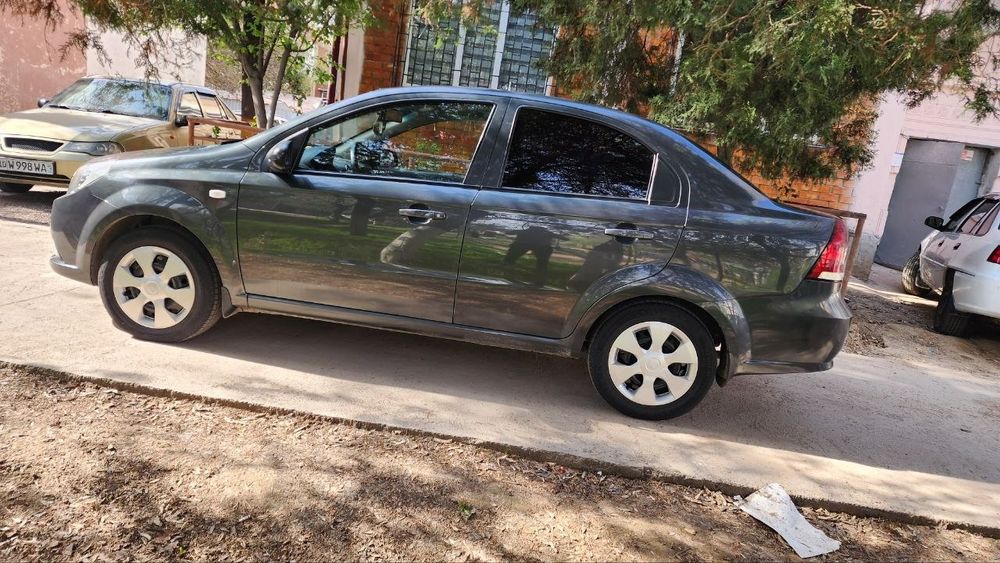 Срочна нексия 3 сотилади