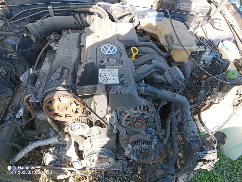 Продавам Volkswagen Passat 5.5 1.6 бензин на части