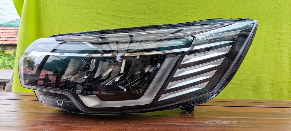 Ляв фар за Renault Trafic Full LED / Рено Трафик Фул ЛЕД