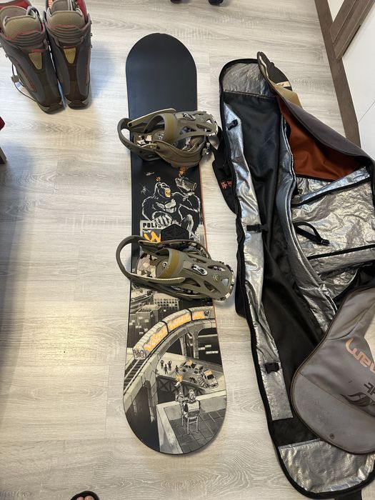 Placă snowboard , legaturi Burton , boots Burton și husă