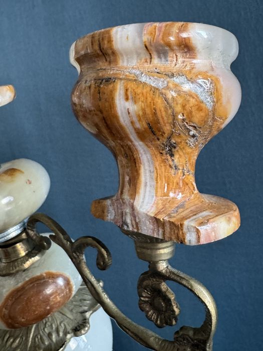 Свещник от Оникс