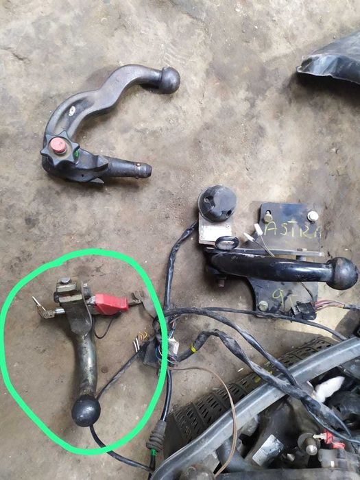 фаркопы легковые