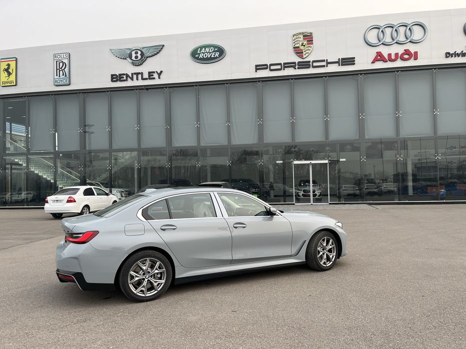 BMW i3 eDrive 35 L В наличии версия 2025 Ташкент .Nardo grey.