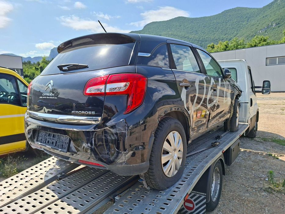 CITROEN C4 AIRCROSS 1.6d 4X4 на части.