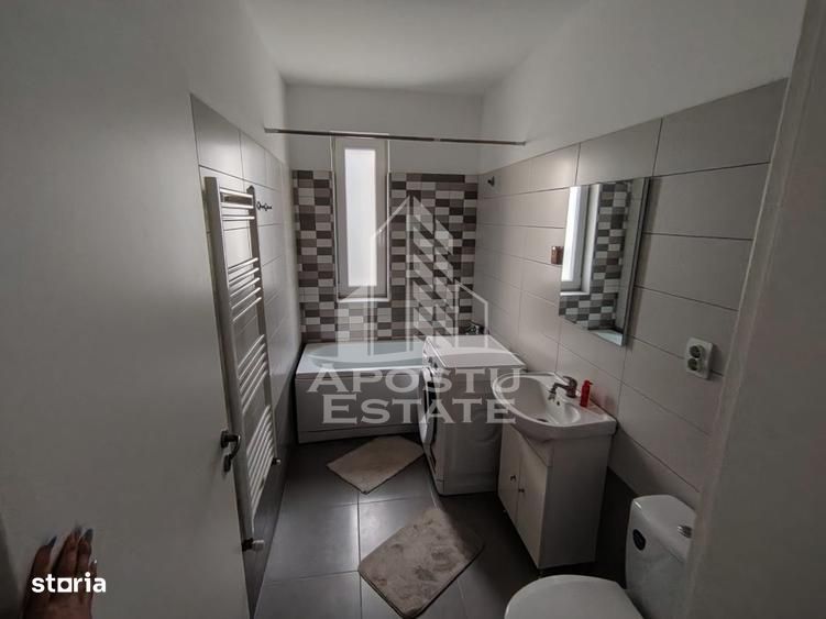 Apartament cu 2 camere de închiriat- centrala proprie, Giroc