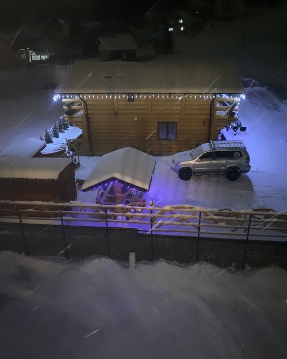 Cabana rustic cu 4 camere,ciubar si sauna