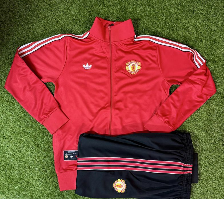 Спортен екип на Манчестър Юнайтед