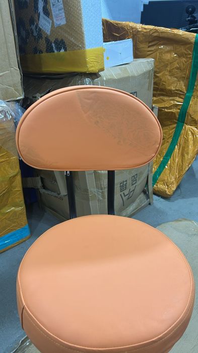 Продам 2 барных стула