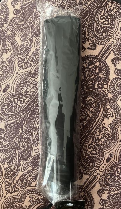 Продам зонтик черный