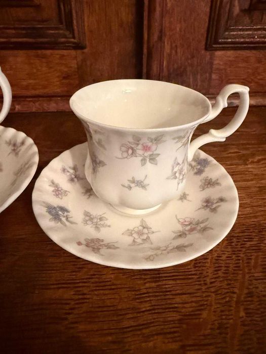 Royal Albert Cherish- сет за кафе и за чай