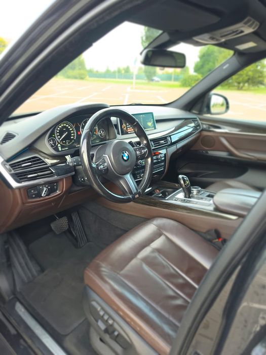BMW  X5 2.0 Diesel 4x4 2014 Automat / 7 LOCURI