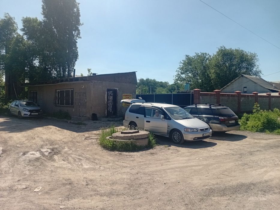 Продам магазин с 2 сотками земли