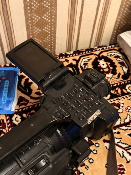 продам камеру HVR Z1E