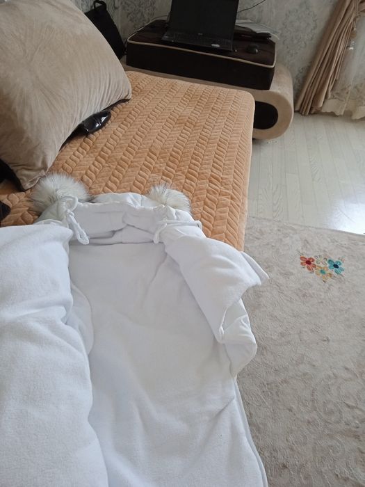 Детский комбинезон на выписку