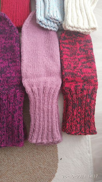 30 броя плетени чорапи дамски и мъжки