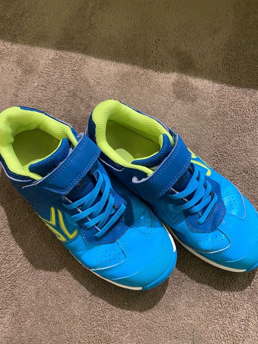 Продавам маратонки