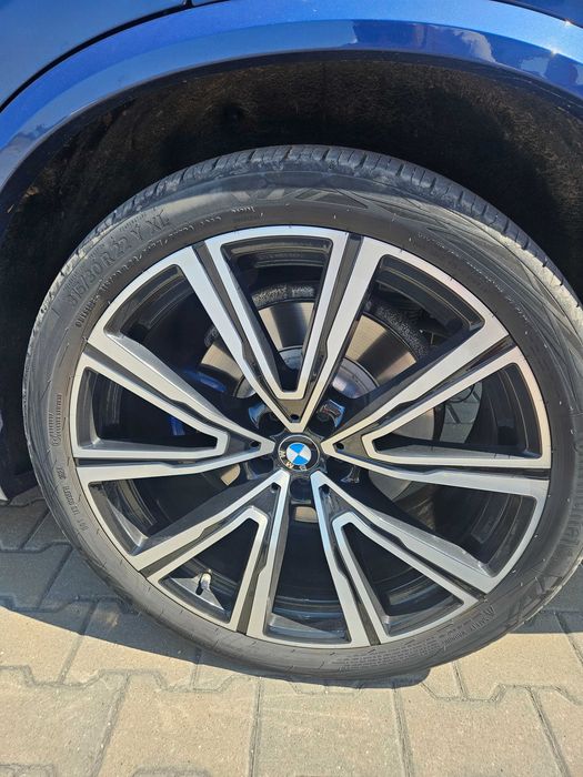 Vand BMW X5 M50  OCAZIE   , 400cp, factura,stare impecabila,carte service ,PACHET FULL,TRAPA PANORAMICA