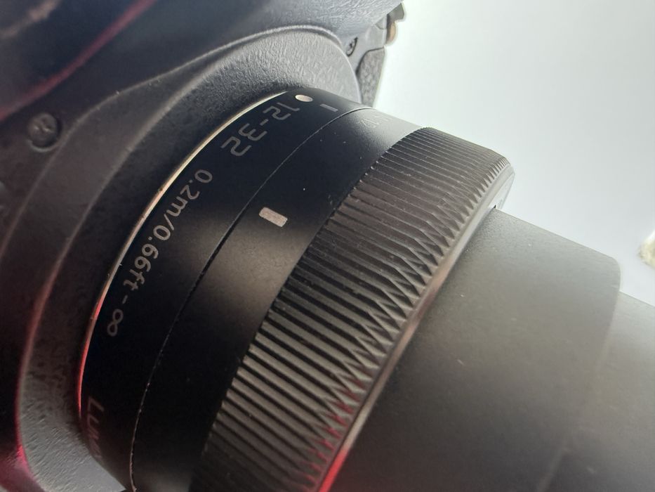 Panasonic Lumix GH4 + обектив 12–32mm 4K
