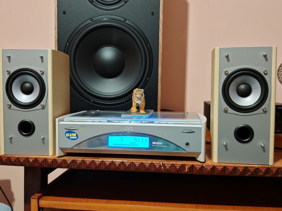 Jvc FS-SD550R. Sunet mare venit din dimensiuni mici. Super sistem audio. Preț fix !