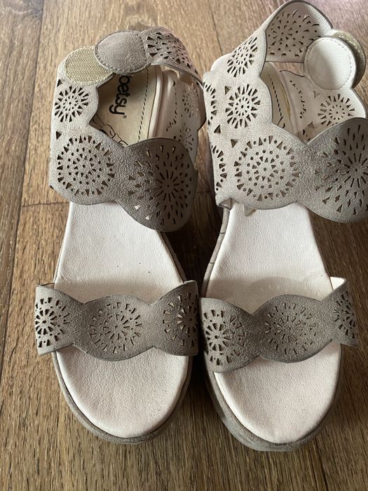 Детские вещи в отличном состоянии