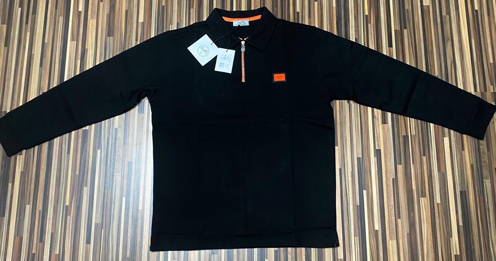 Vând bluza noua de bărbați