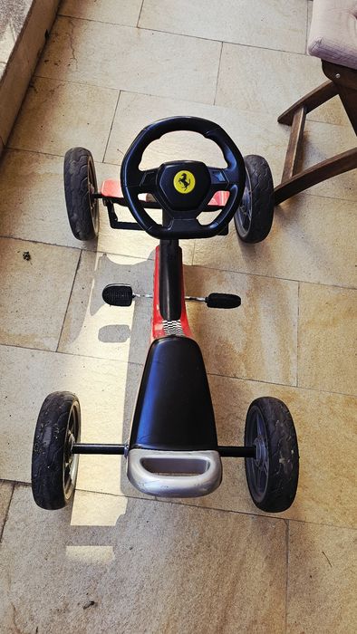 Masinuta Ferrari