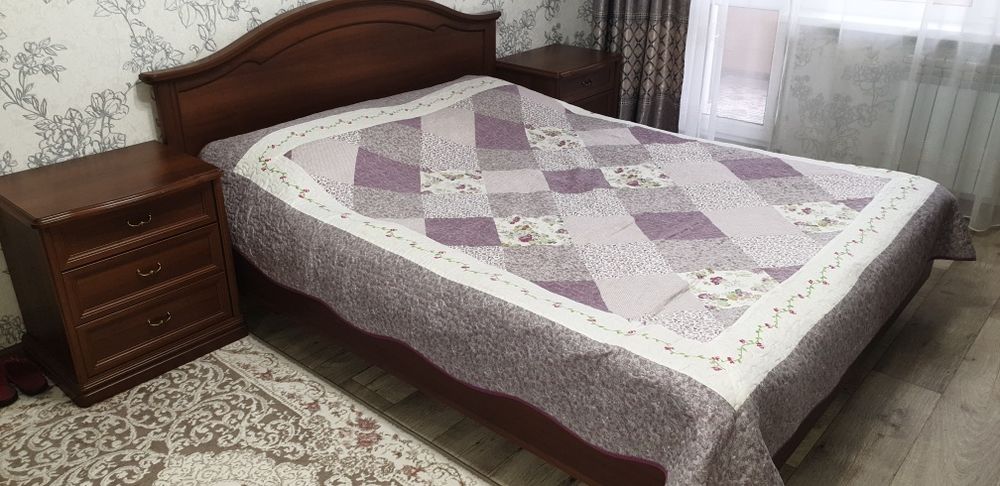 Продам спальный гарнитур