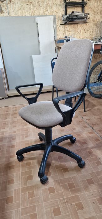 Компьютерное кресло