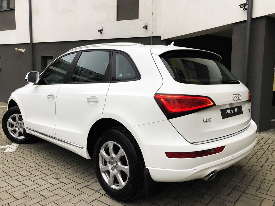 Q5/2.0Tdi/4x4/Aut/Distronic/FrontAssist/Laneassist/Xenon/Led/Navi/Eu6