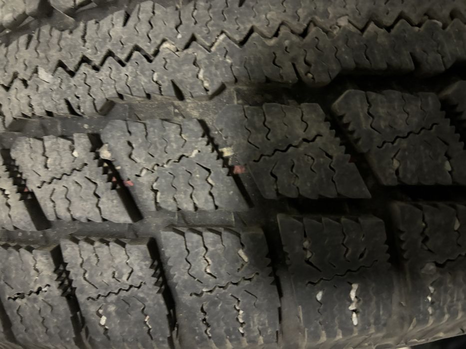 Зимние шины 205/55R16