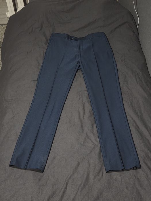 Продам костюм мужской