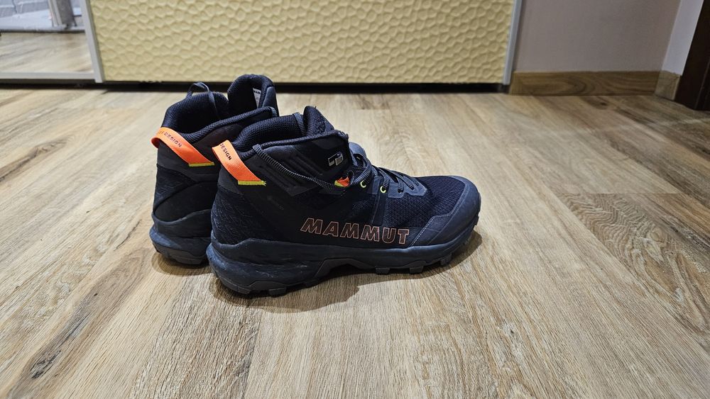 Туристически обувки MAMMUT 43 номер