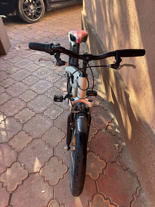 Bicicleta copii bmw 6-10 ani