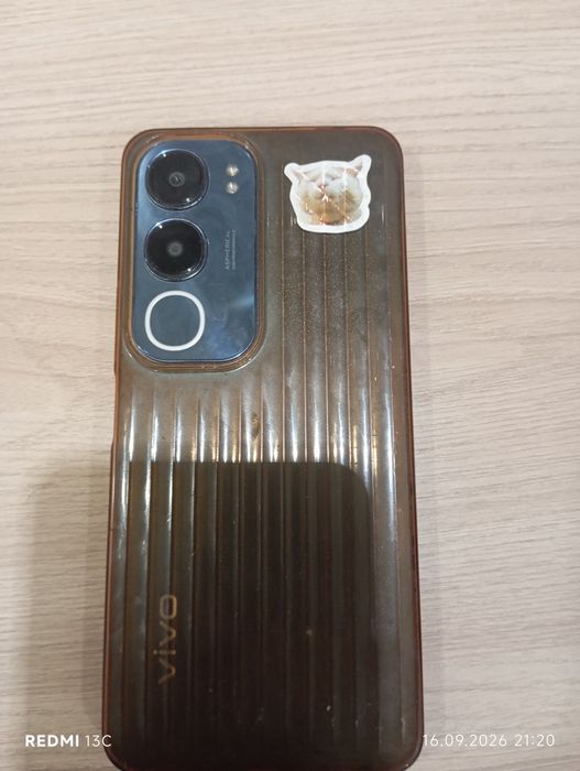 Продам виво Y19s