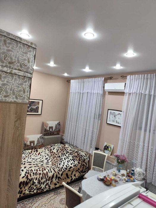 Продам квартиру .