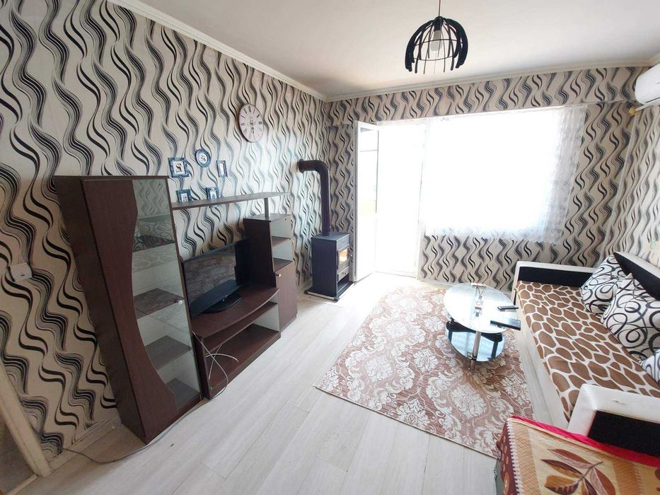 Продава се Двустаен апартамент в Търговище, Запад 2 - 43 кв.м за 1240 €/кв.м - Снимка #2