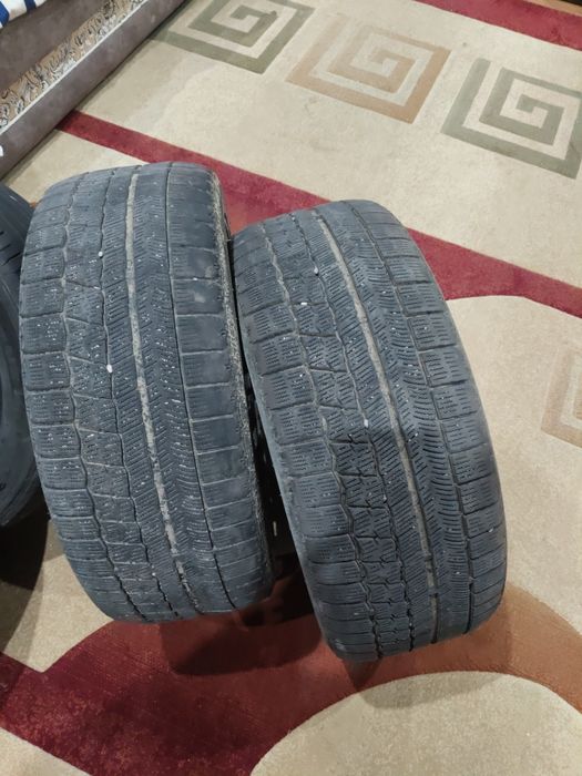 Шина 243,45,18 размер Тоиотага