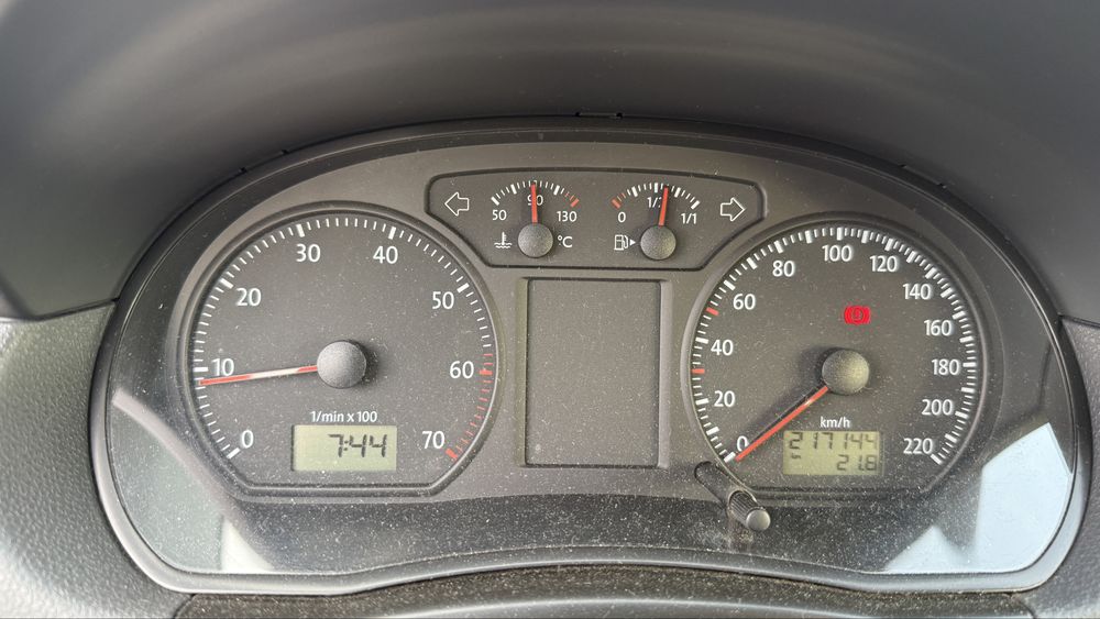 VOLKSWAGEN Polo 2009 — imagine 3
