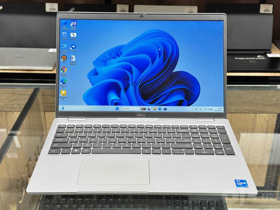 DELL Precision 3561 экран 15.6"HD Core i5-11500H ram 8 ssd 256